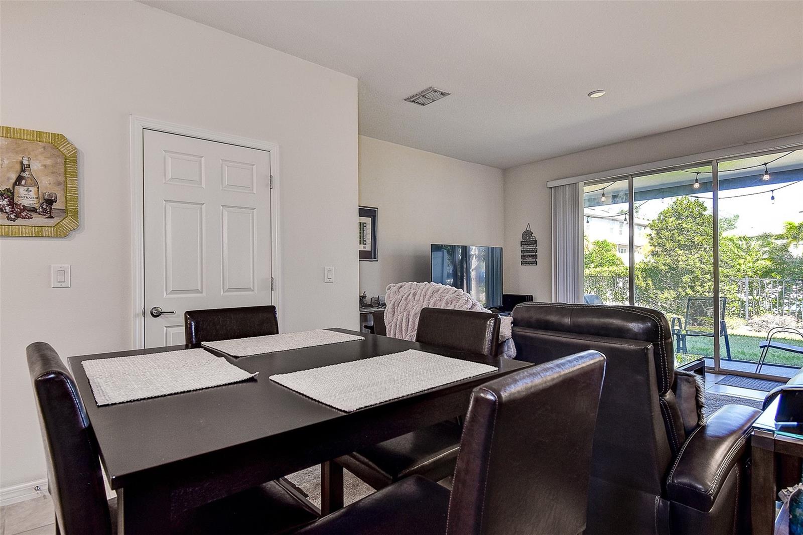 Image 14 of 41 For 5333 Sylvester Loop