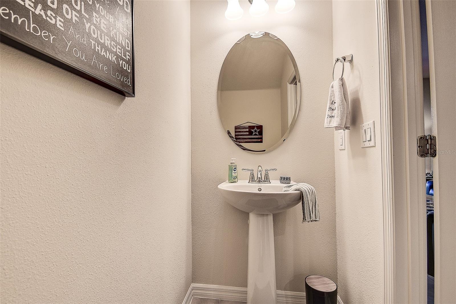 Image 16 of 41 For 5333 Sylvester Loop