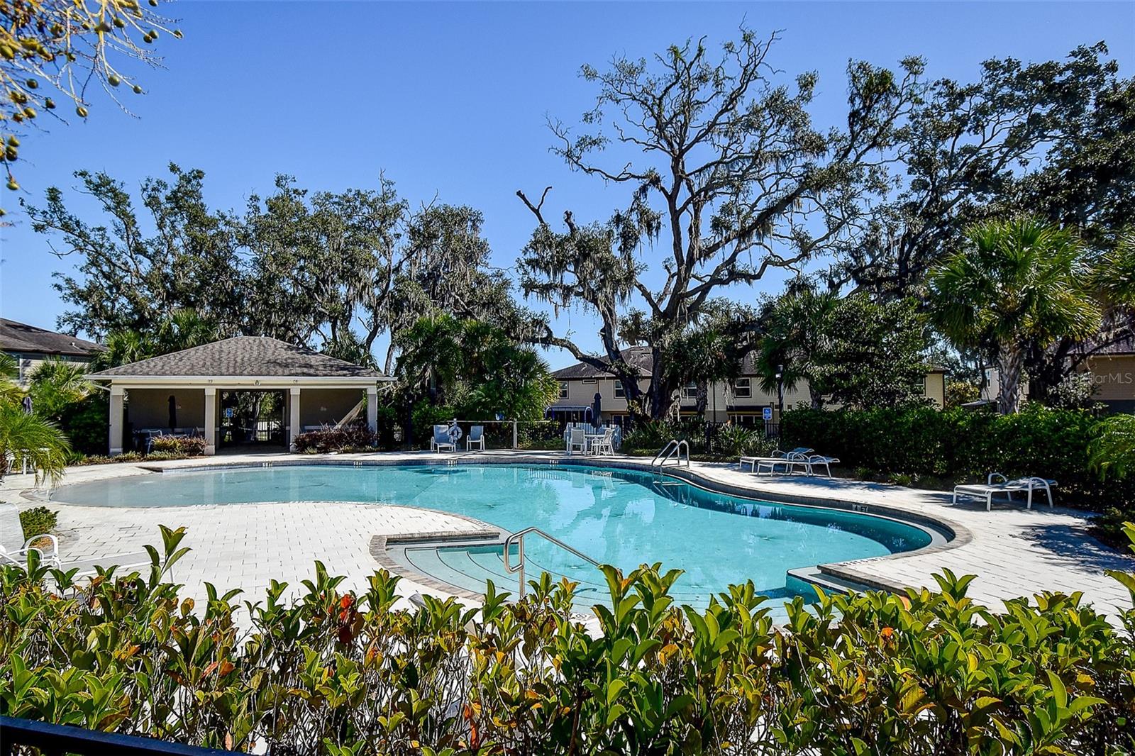 Image 33 of 41 For 5333 Sylvester Loop