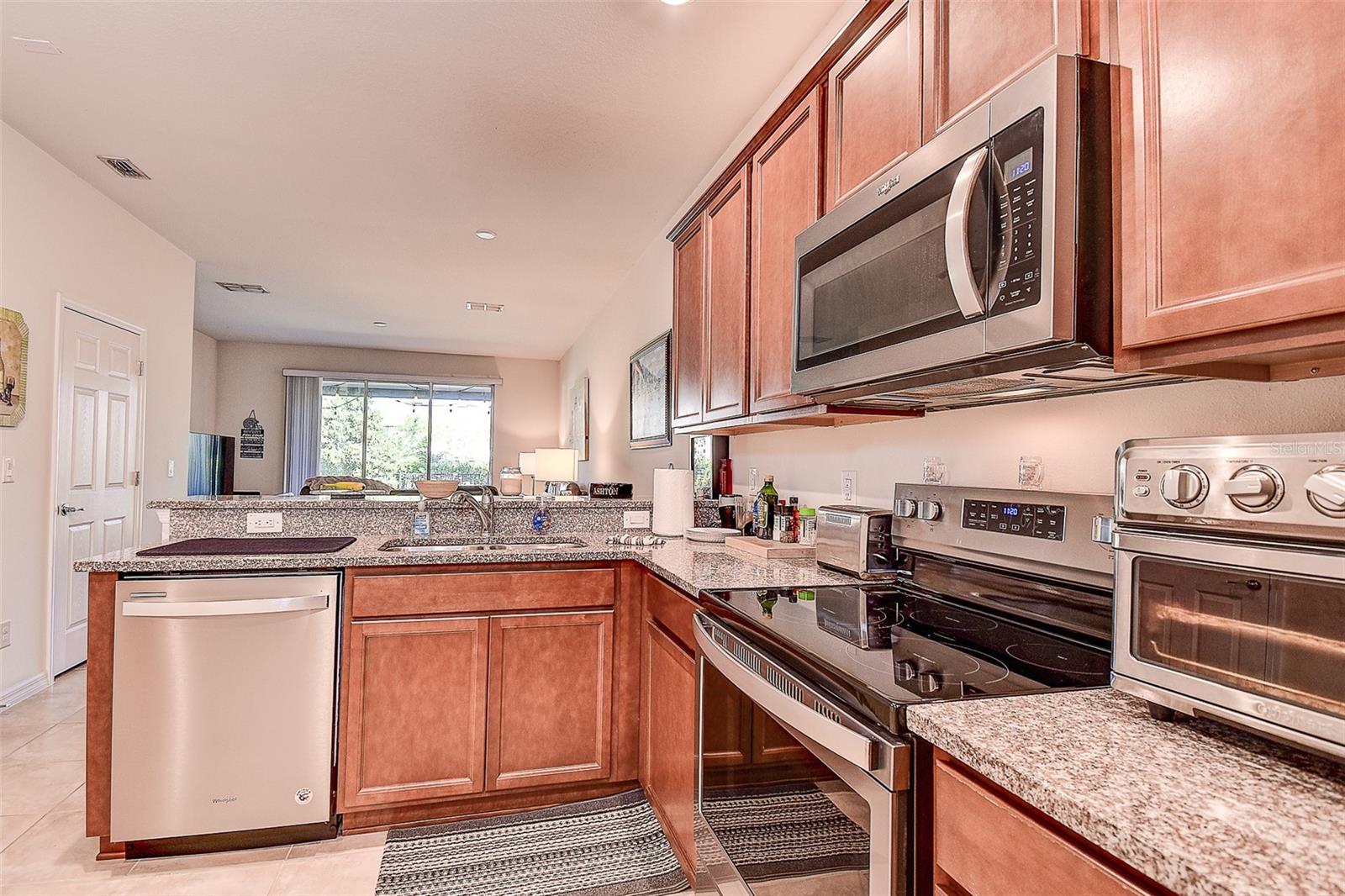 Image 5 of 41 For 5333 Sylvester Loop