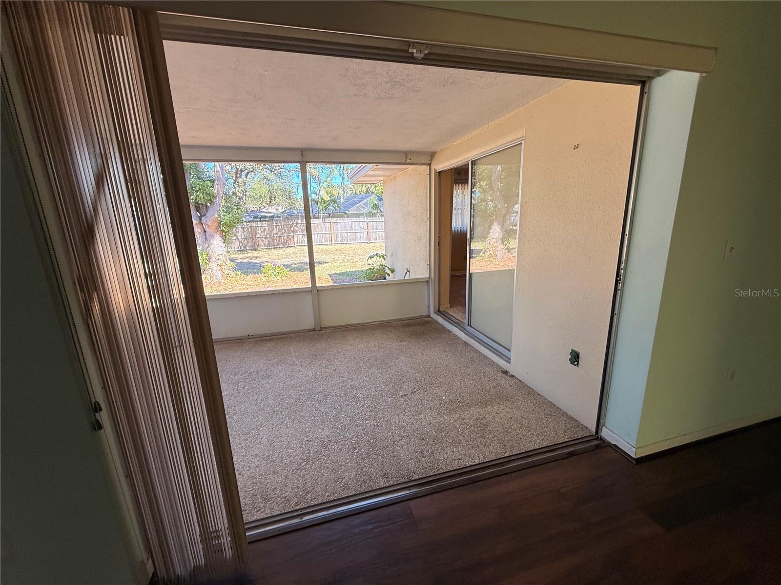 Image 15 of 42 For 13397 86th Avenue