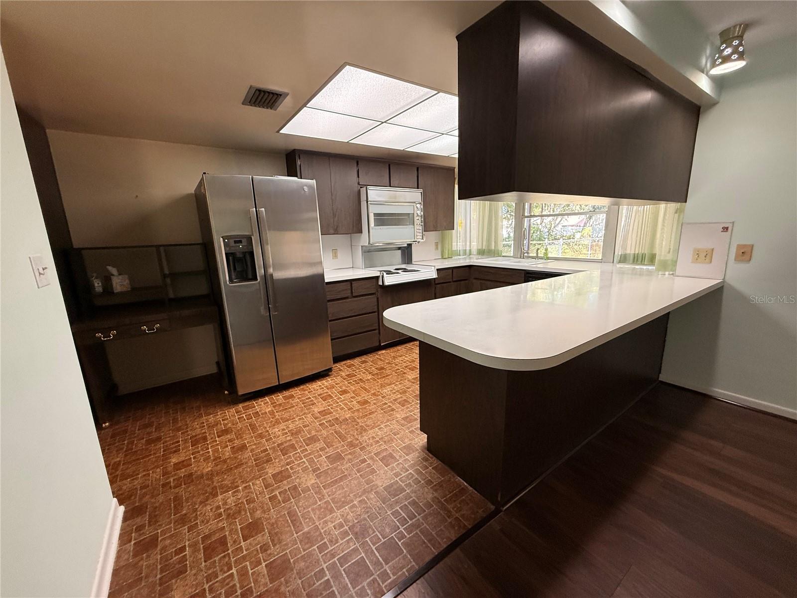 Image 16 of 42 For 13397 86th Avenue