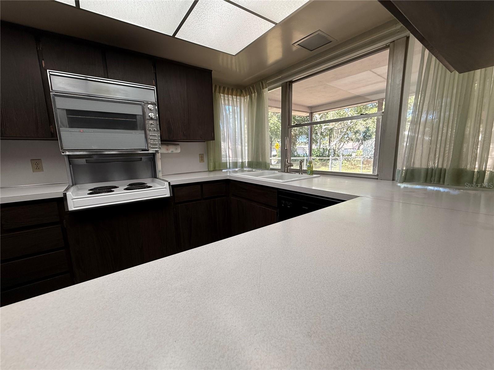 Image 19 of 42 For 13397 86th Avenue