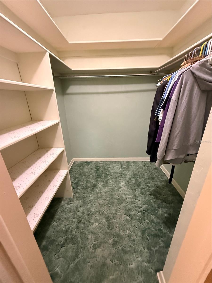 Image 26 of 42 For 13397 86th Avenue