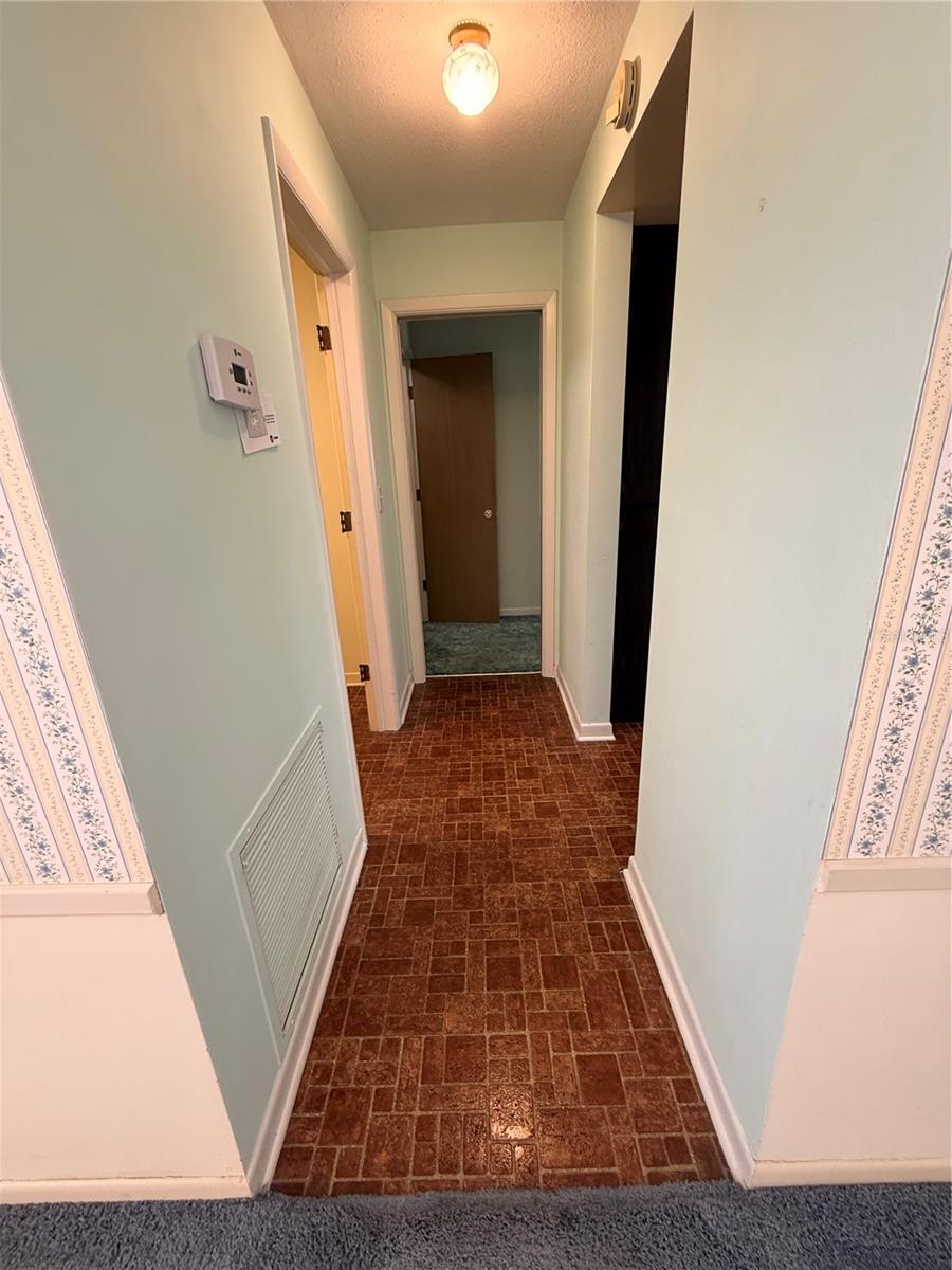 Image 30 of 42 For 13397 86th Avenue