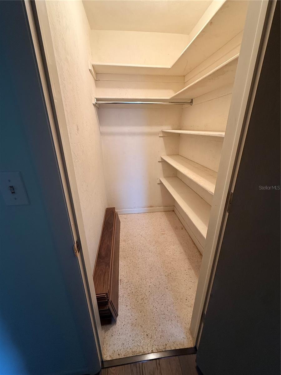 Image 37 of 42 For 13397 86th Avenue