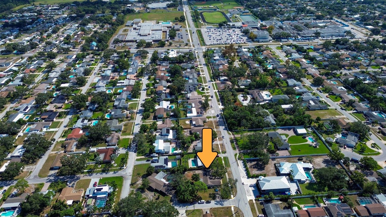 Image 7 of 42 For 13397 86th Avenue