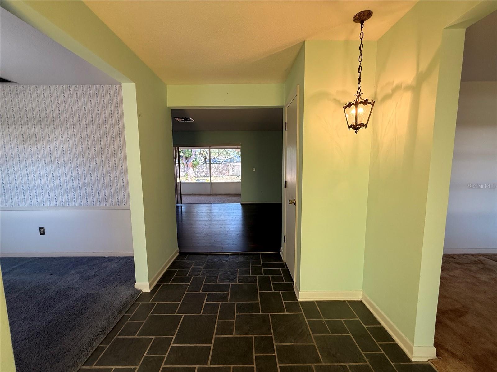 Image 9 of 42 For 13397 86th Avenue