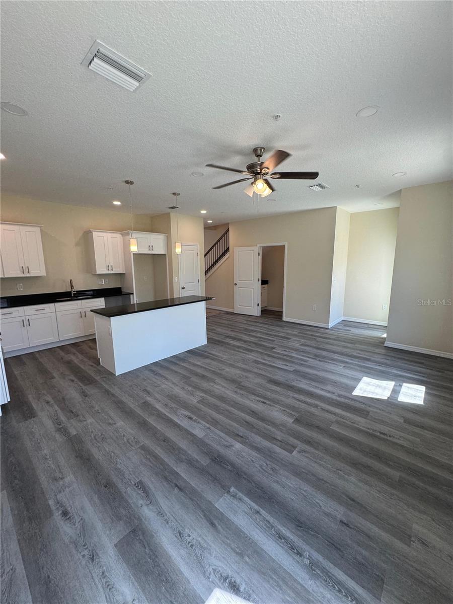 Image 9 of 15 For 4368 Cambio Gardens Court