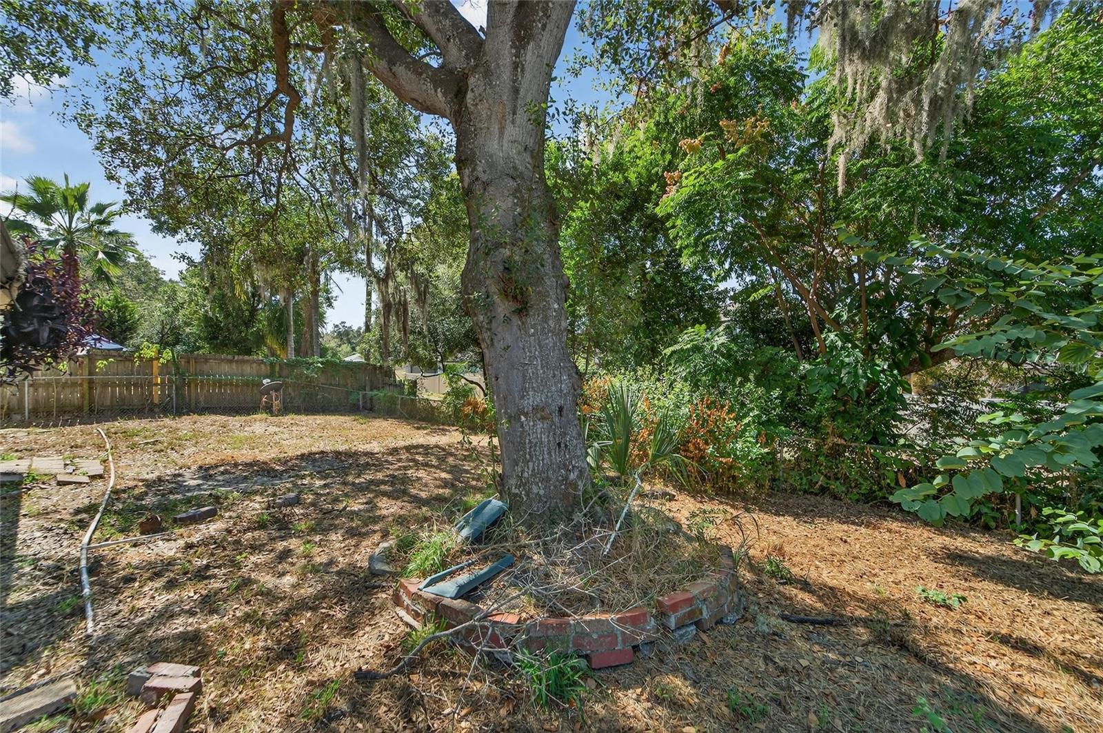 Image 64 of 68 For 1712 Village Court