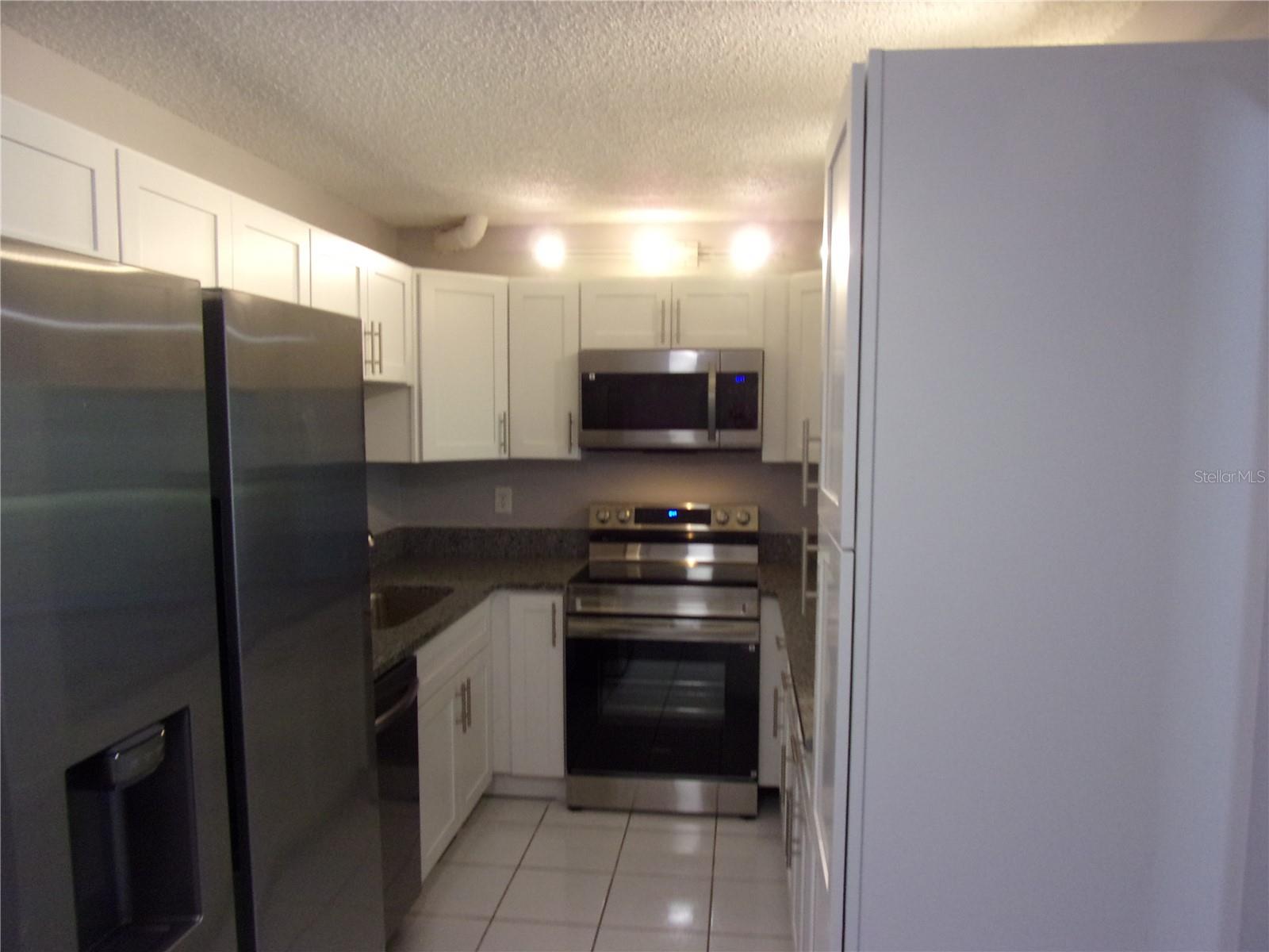 Image 3 of 19 For 1345 Pine Ridge Circle E C2