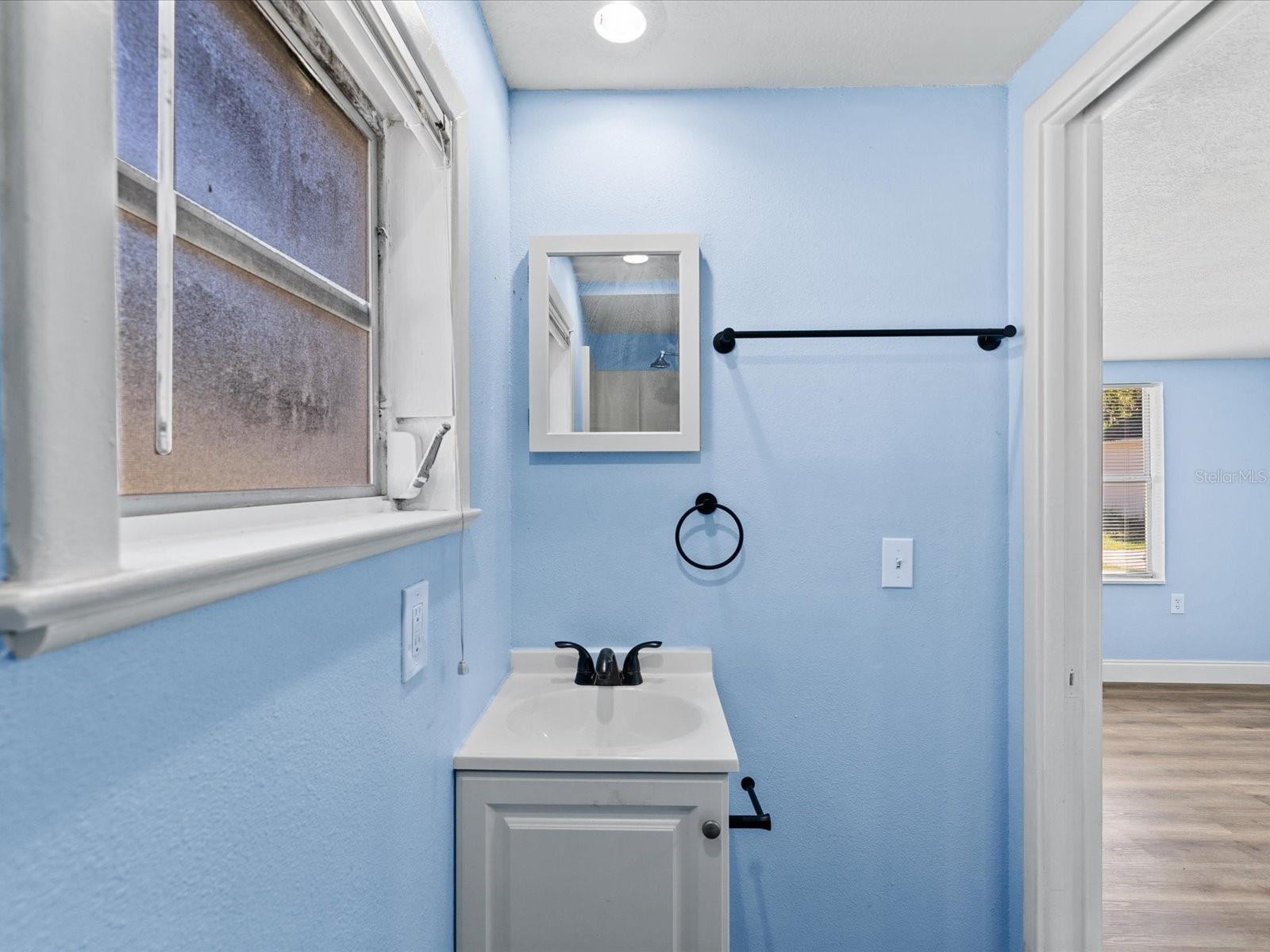 Image 11 of 35 For 10703 Williams Road