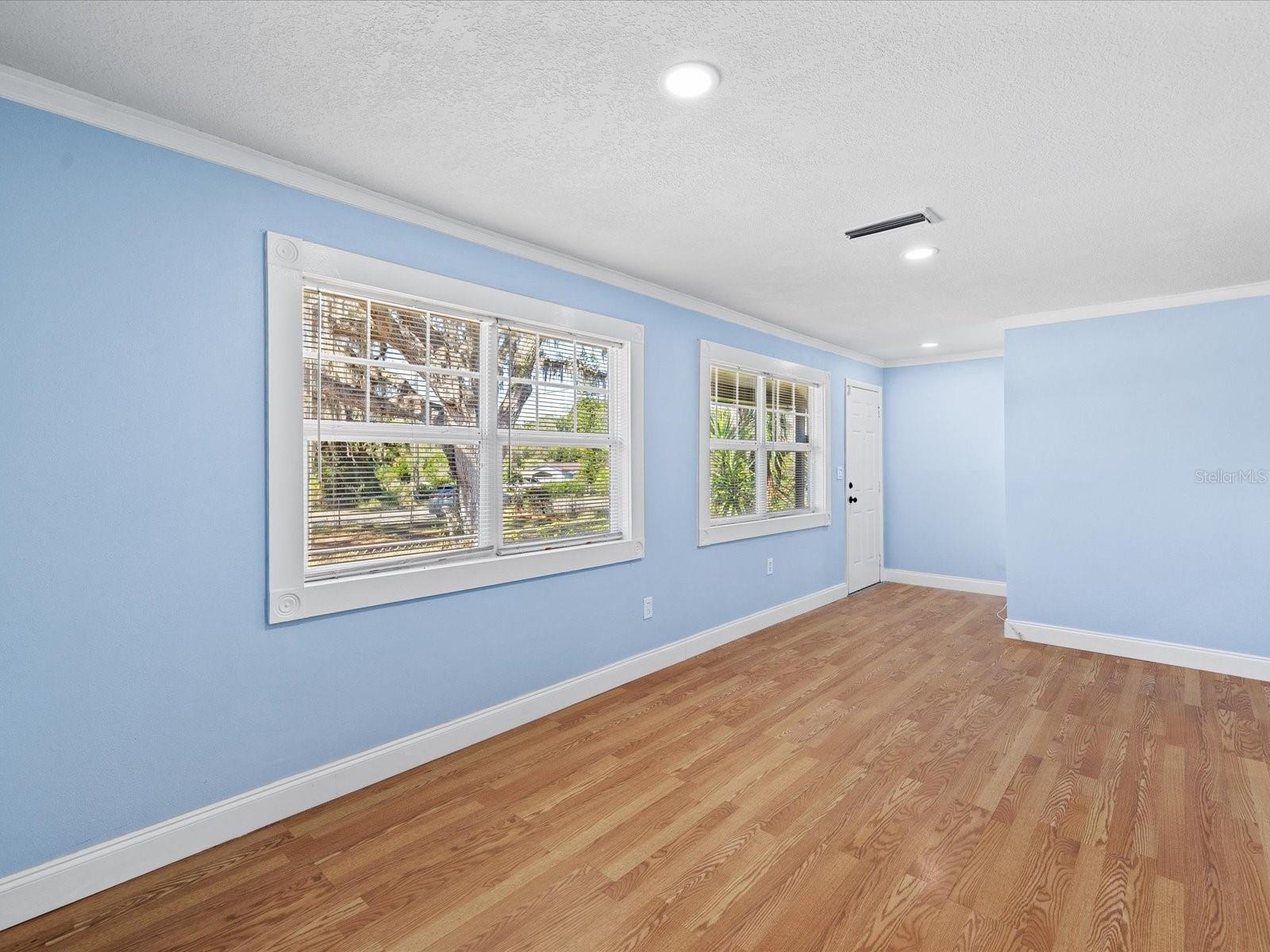 Image 4 of 35 For 10703 Williams Road