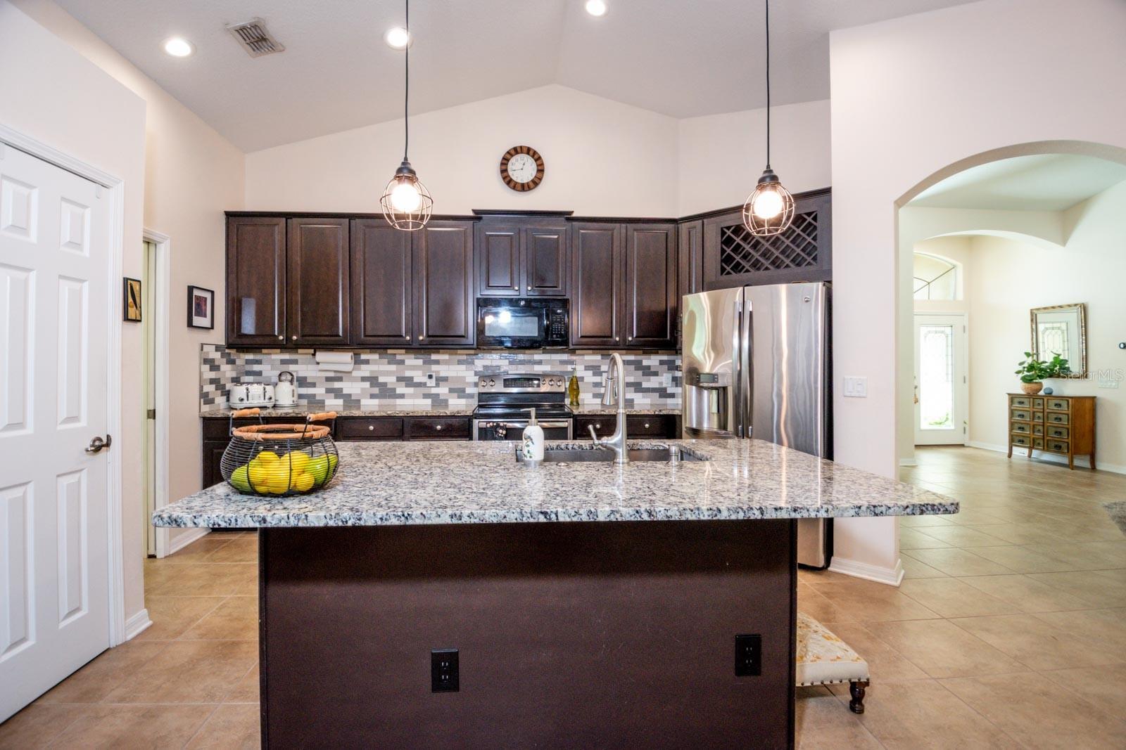 Image 12 of 60 For 316 Royal Bonnet Drive