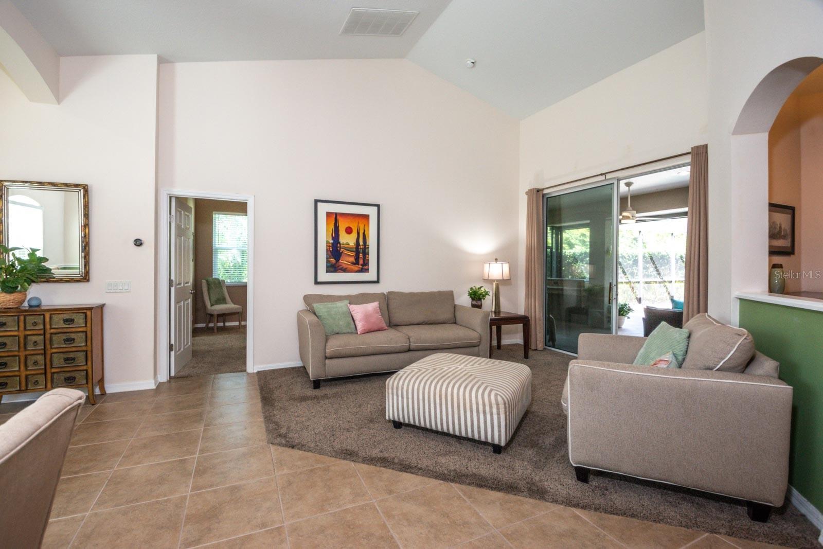 Image 9 of 60 For 316 Royal Bonnet Drive