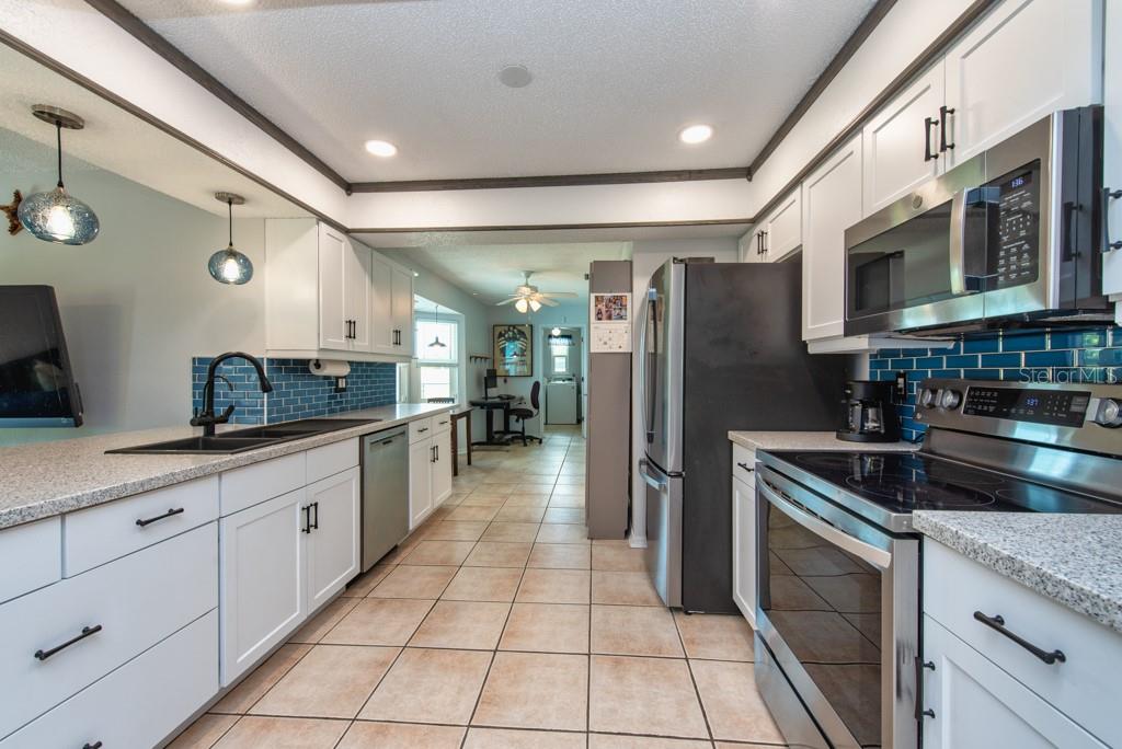 Image 12 of 59 For 6190 Philco Street