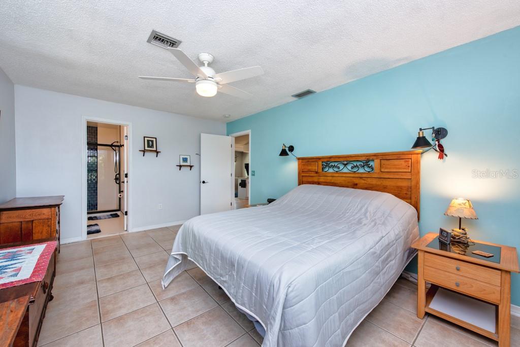 Image 19 of 59 For 6190 Philco Street