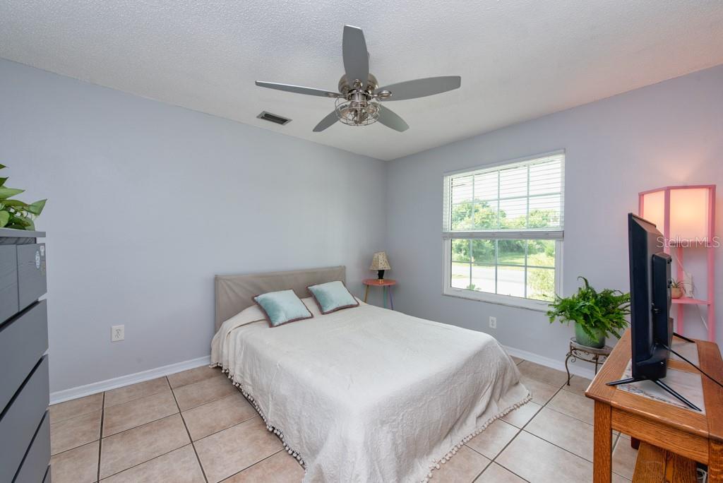 Image 21 of 59 For 6190 Philco Street