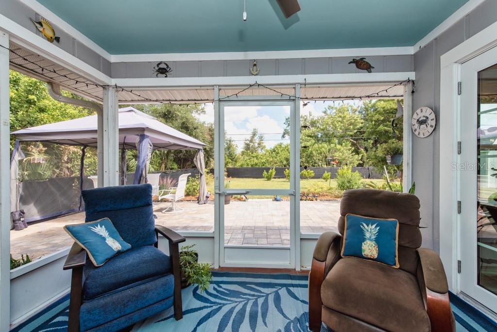 Image 27 of 59 For 6190 Philco Street