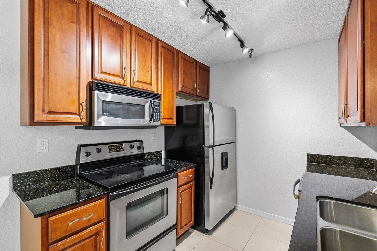 Image 12 of 31 For 10263 Gandy Boulevard N 213