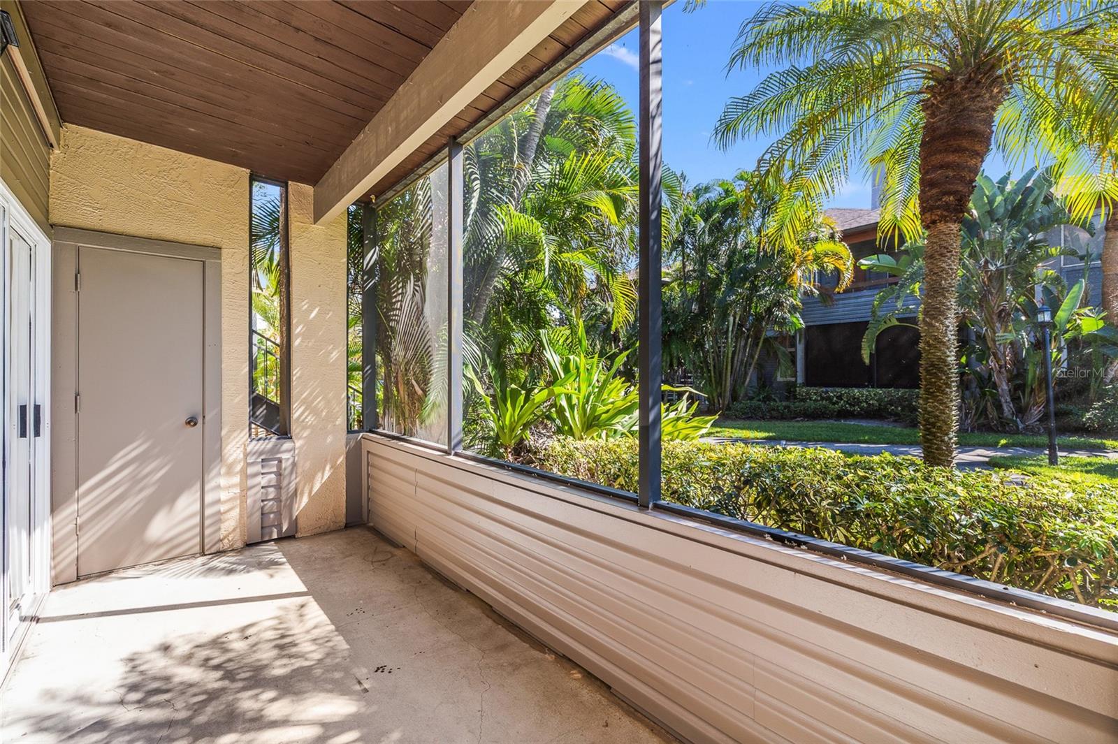 Image 24 of 31 For 10263 Gandy Boulevard N 213