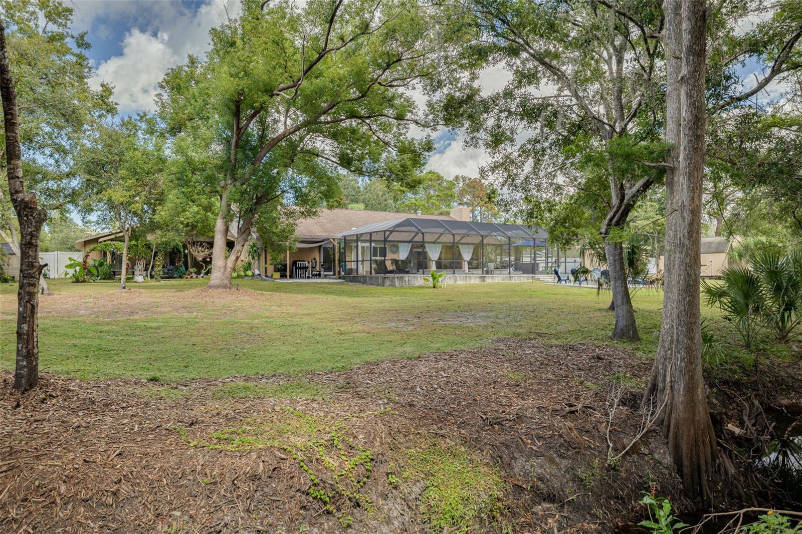 Image 50 of 70 For 1868 Overview Drive