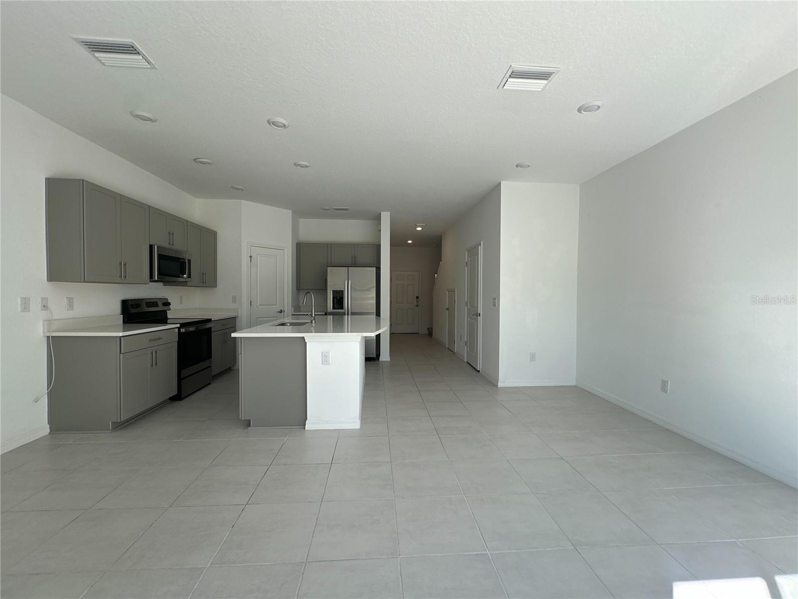 Image 28 of 35 For 2416 Paravane Way