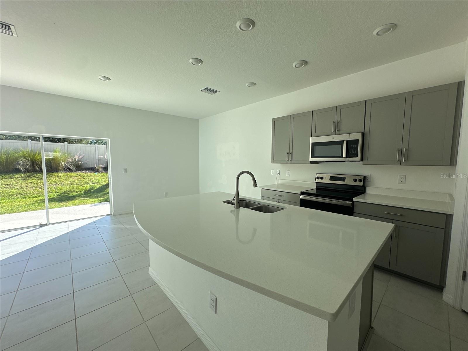 Image 34 of 35 For 2416 Paravane Way