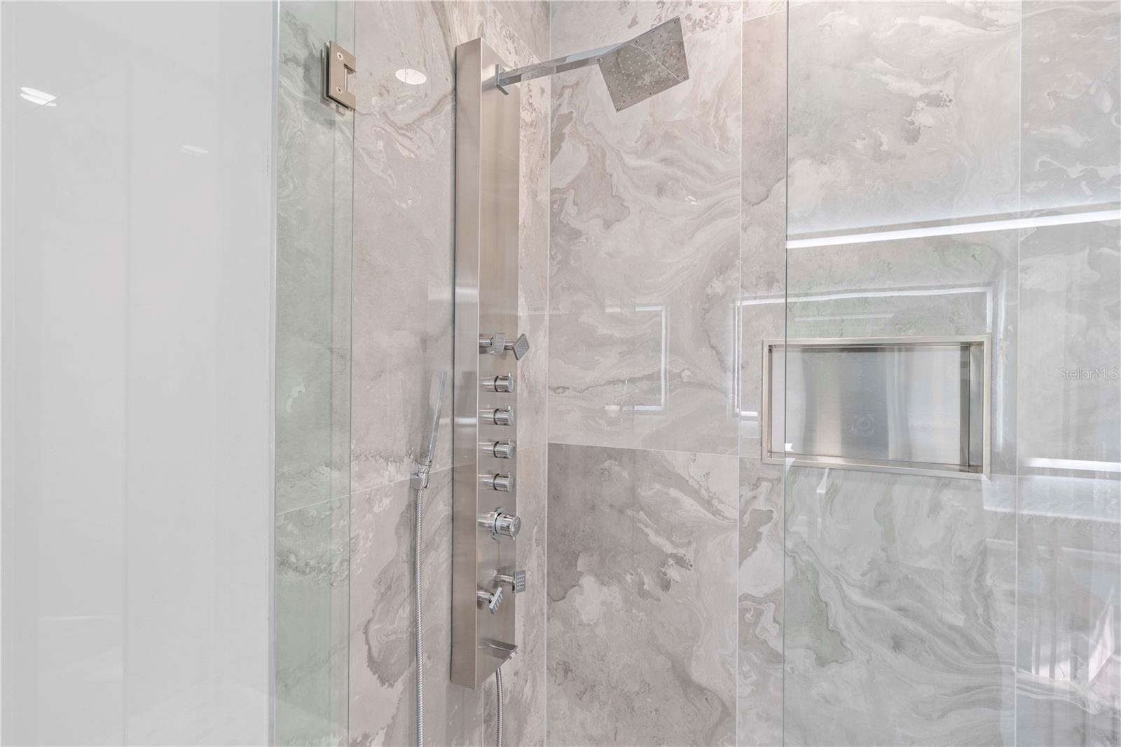 Image 19 of 42 For 7900 53rd Way N