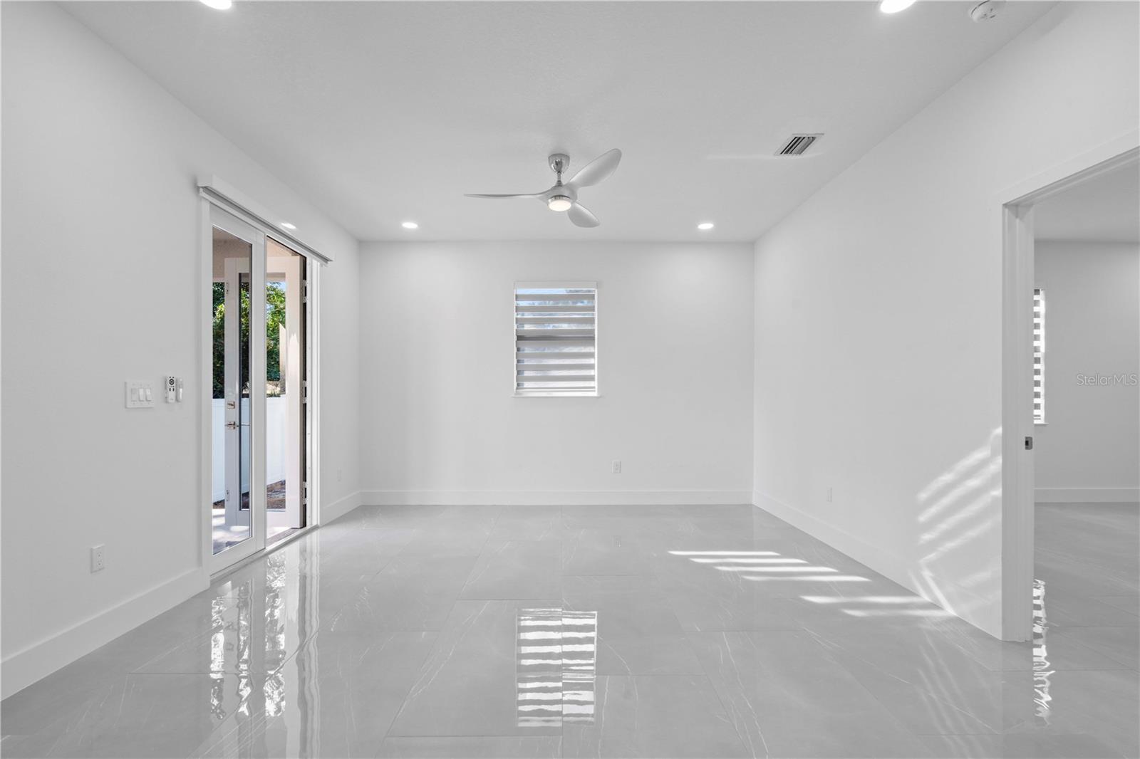 Image 21 of 42 For 7900 53rd Way N