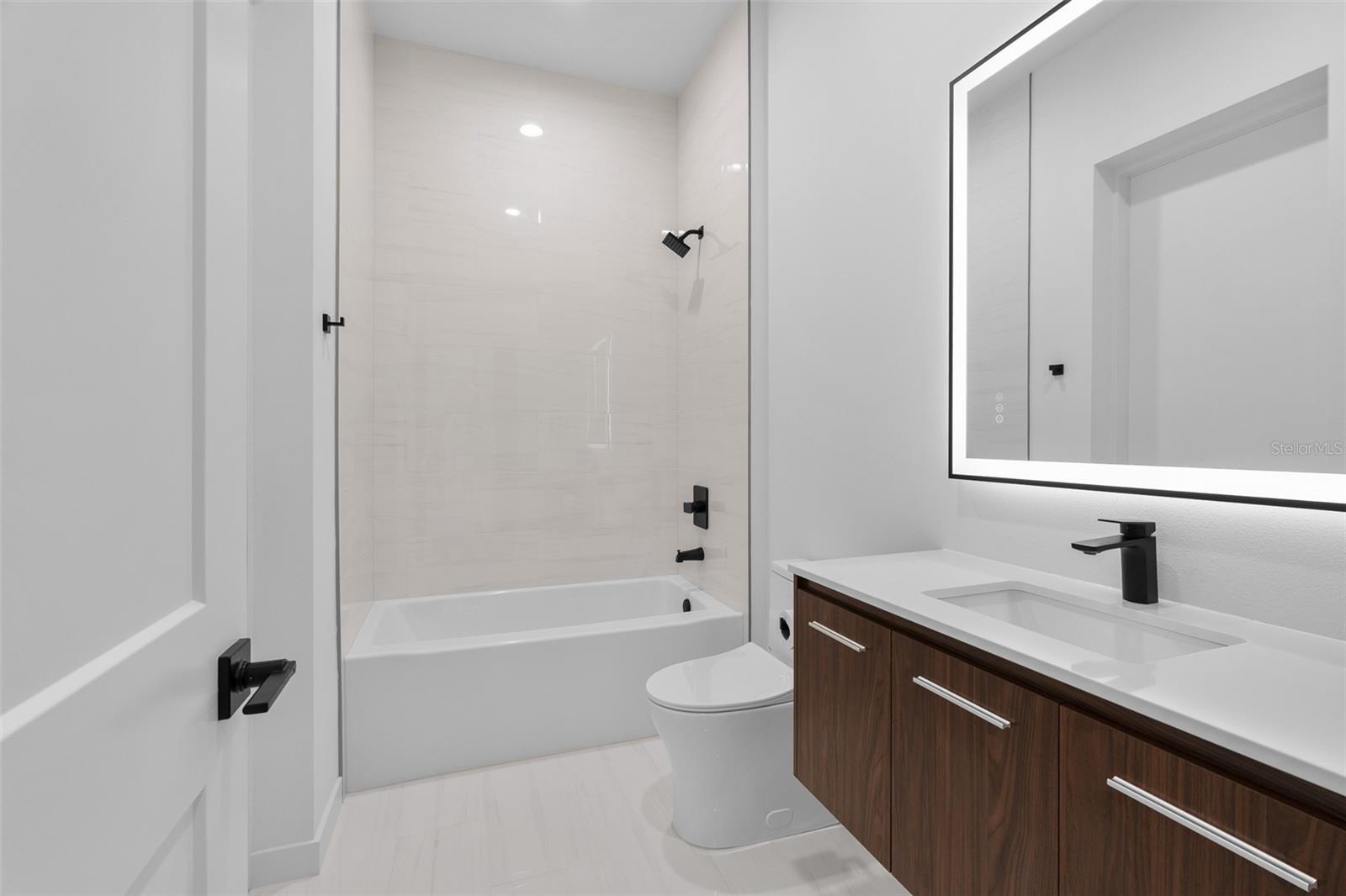 Image 26 of 38 For 4037 Cinderella Road