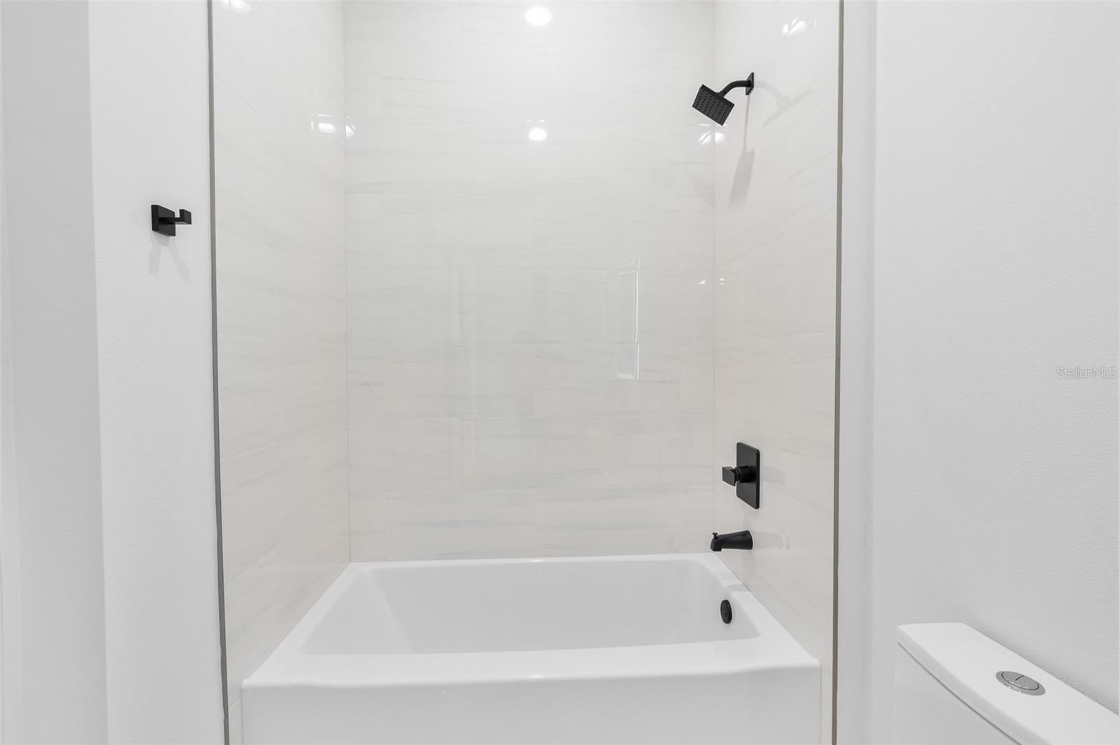 Image 27 of 38 For 4037 Cinderella Road