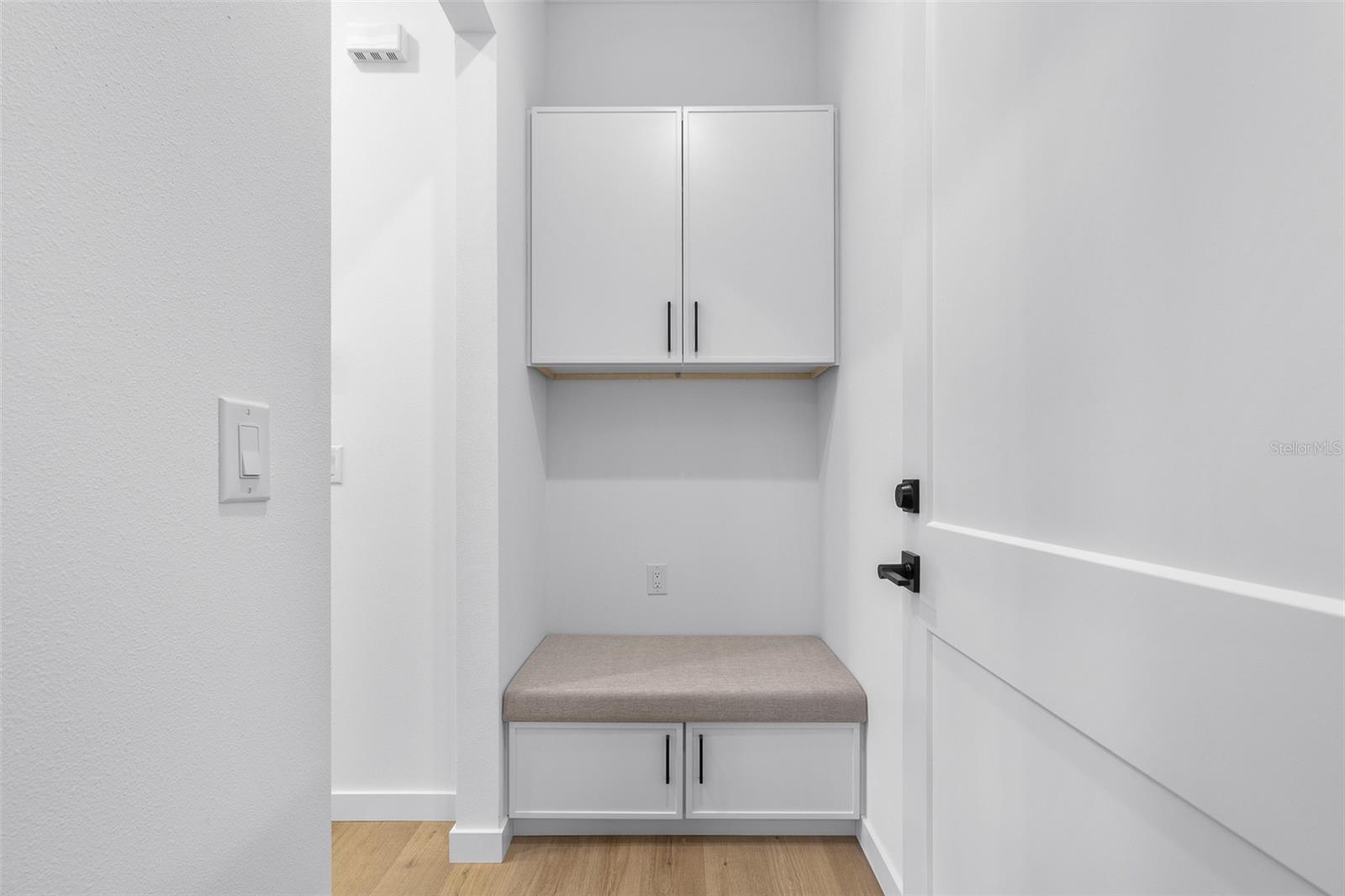 Image 30 of 38 For 4037 Cinderella Road