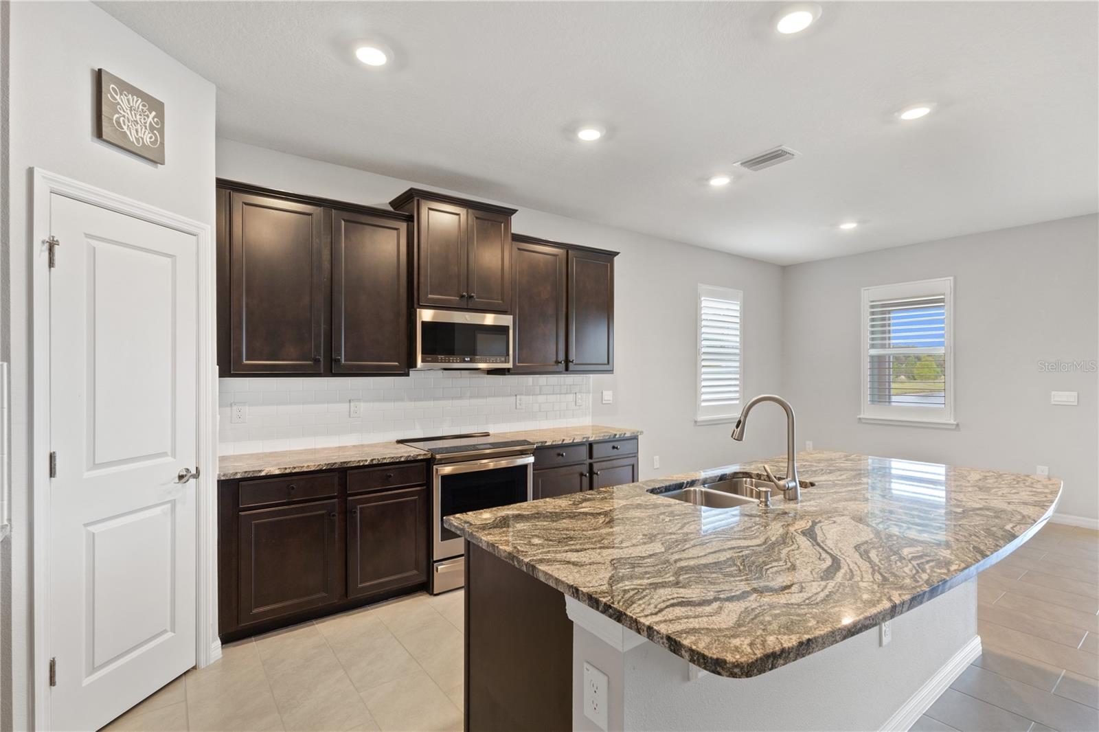 Image 11 of 37 For 3280 Tucson Wind Place