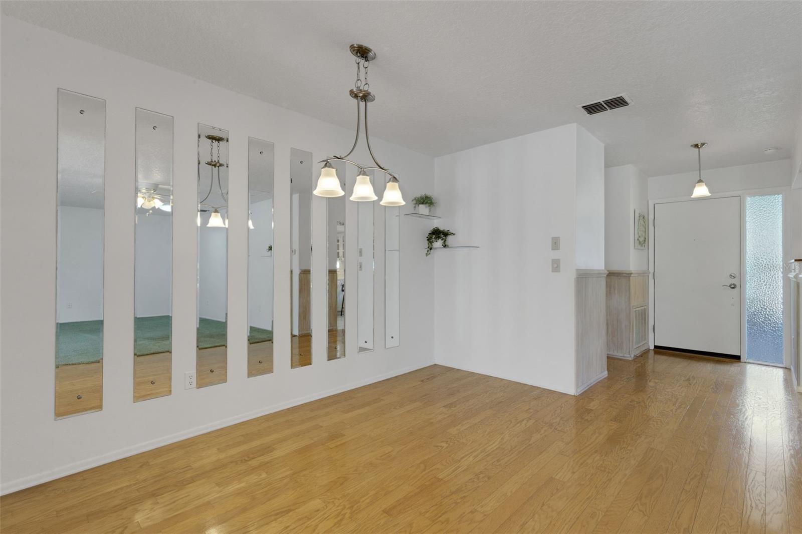 Image 20 of 96 For 2880 Doone Circle