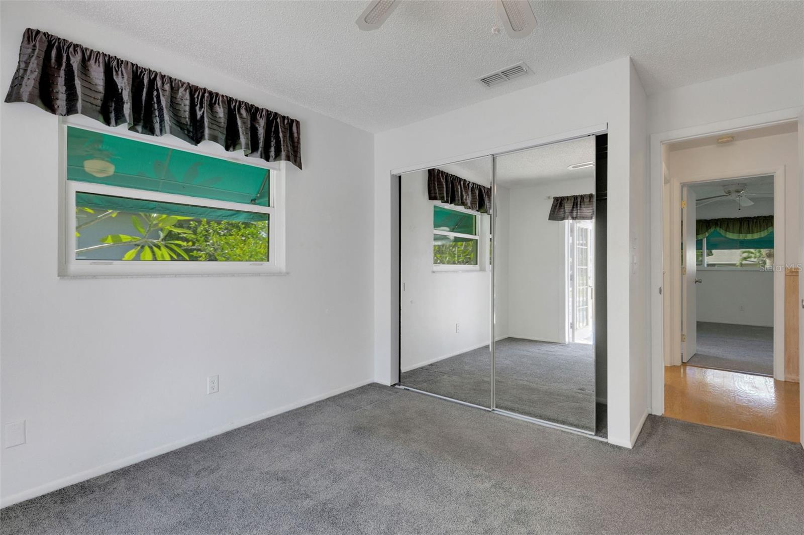 Image 34 of 96 For 2880 Doone Circle