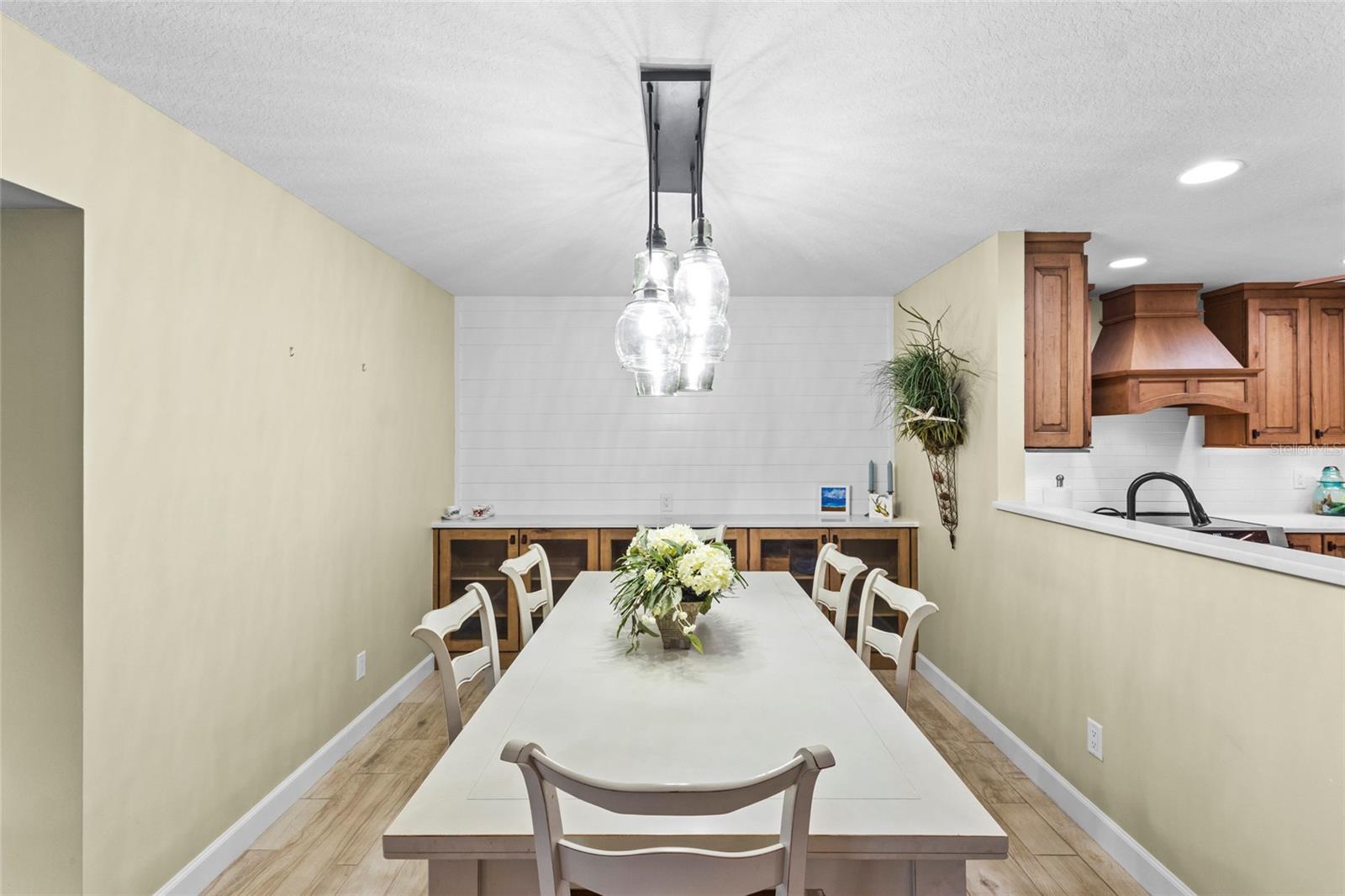 Image 10 of 38 For 7143 Fairway Bend Lane