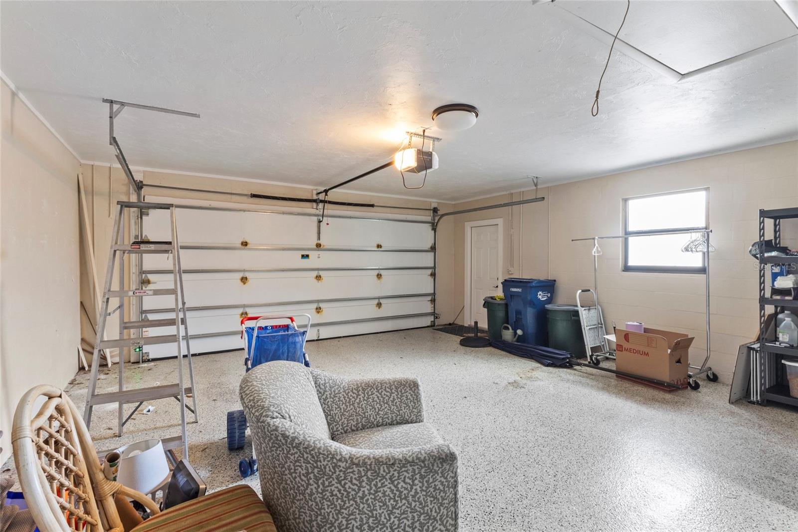 Image 27 of 38 For 7143 Fairway Bend Lane