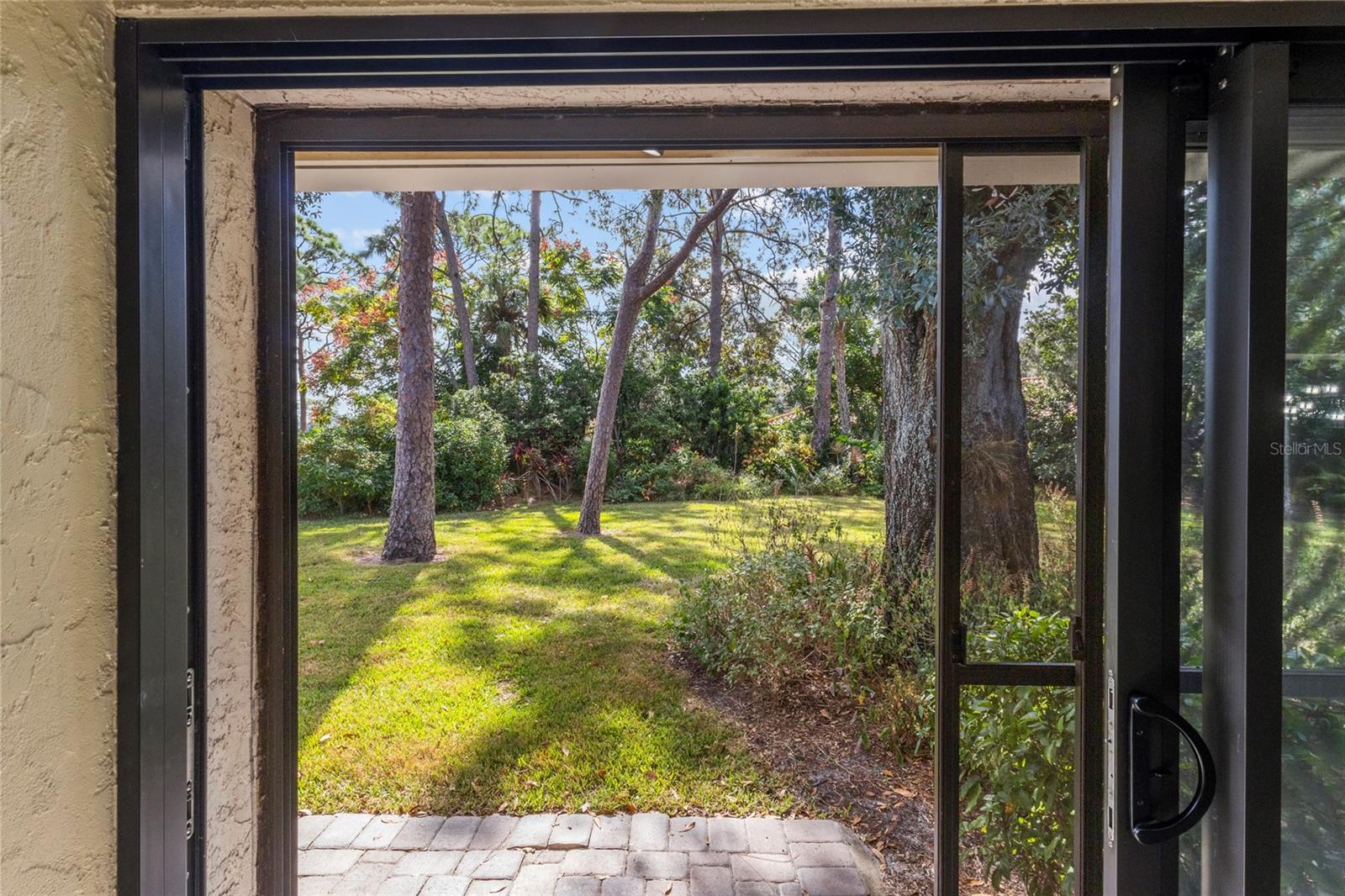 Image 31 of 38 For 7143 Fairway Bend Lane