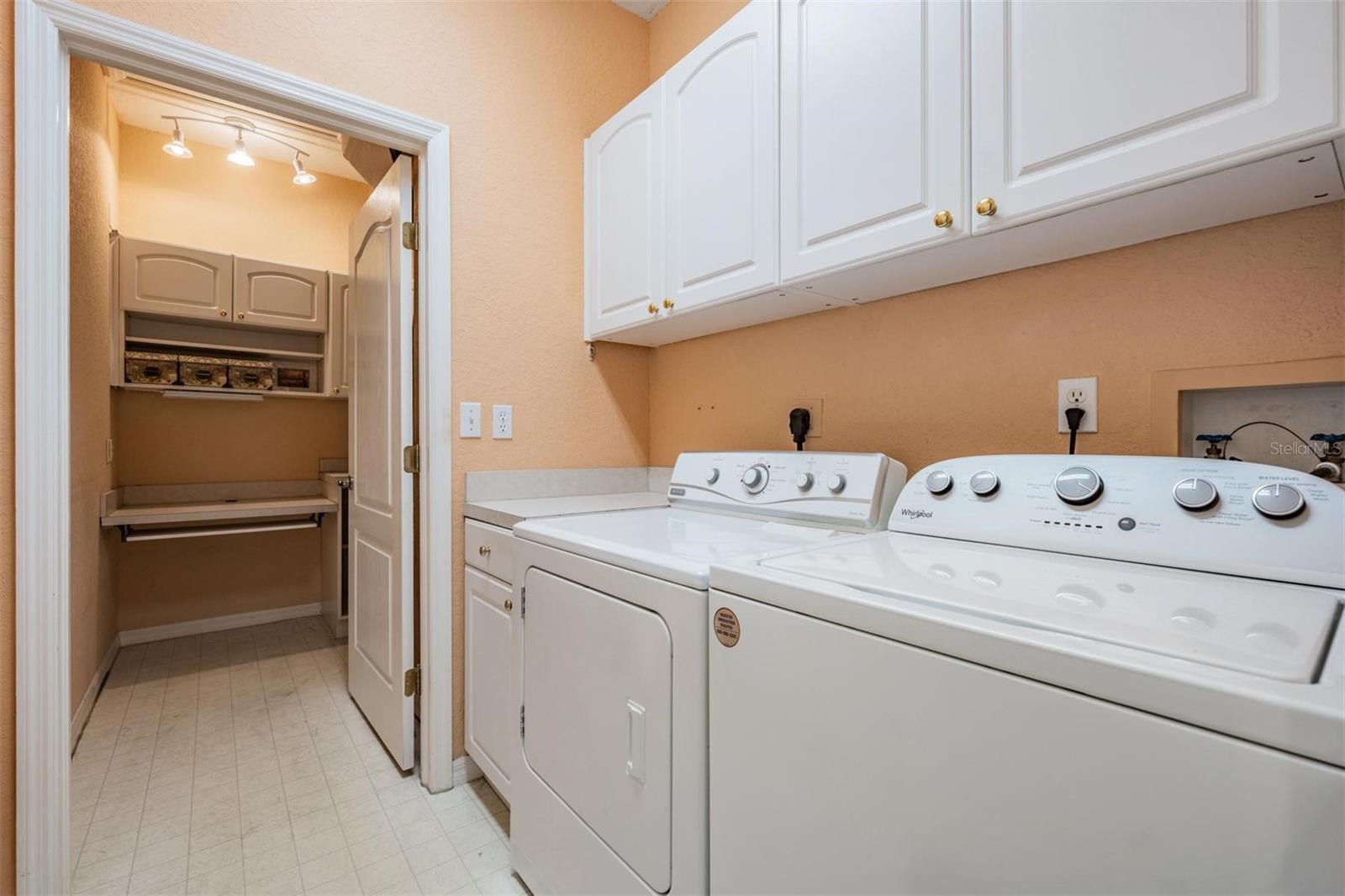 Image 33 of 69 For 3494 Primrose Way