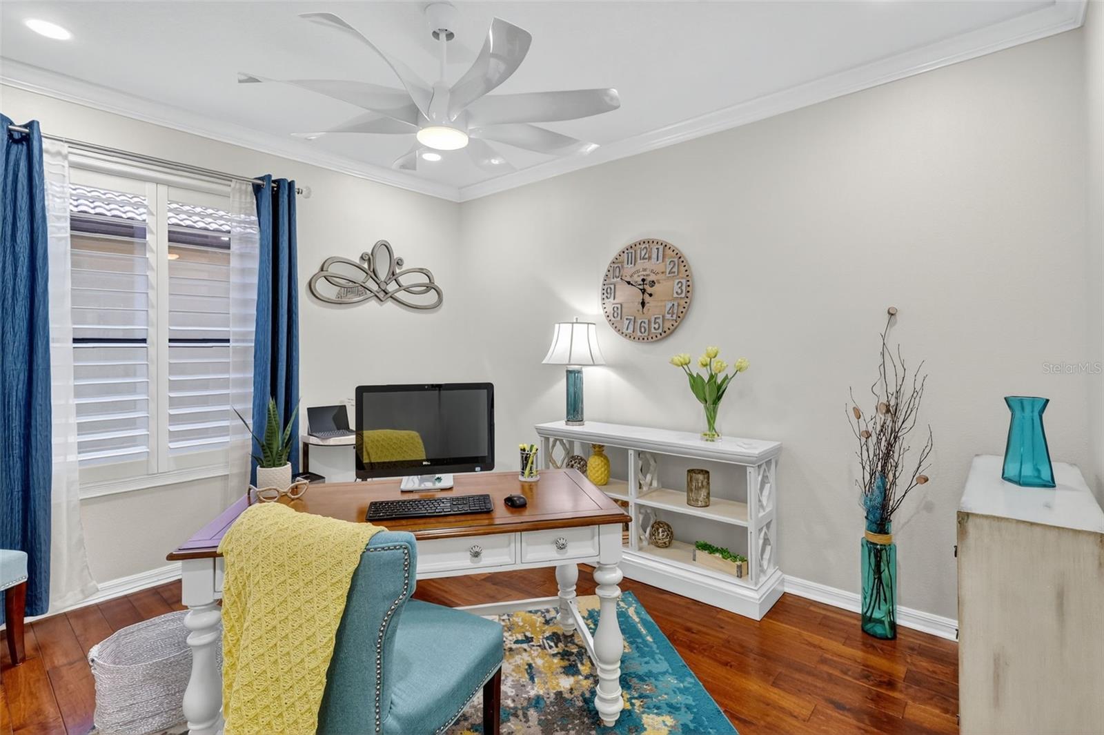 Image 17 of 53 For 145 Silver Falls Drive