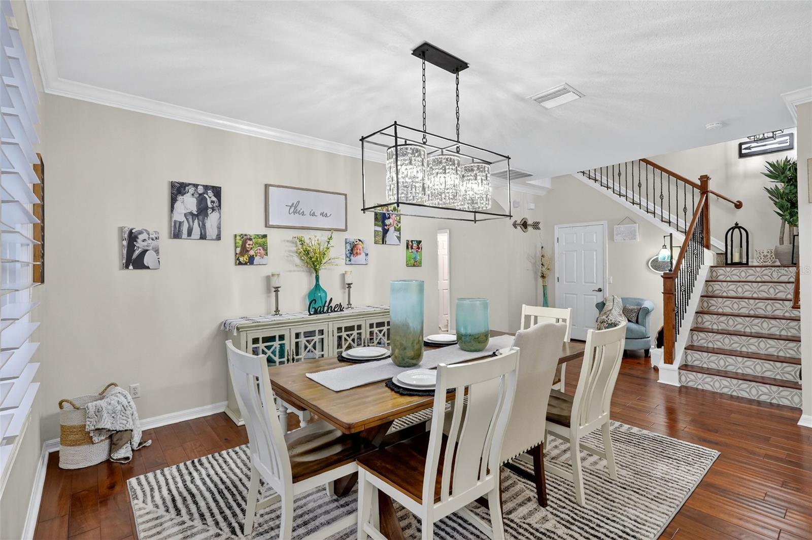 Image 22 of 53 For 145 Silver Falls Drive