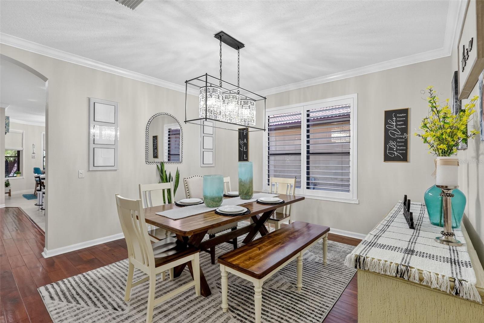 Image 24 of 53 For 145 Silver Falls Drive