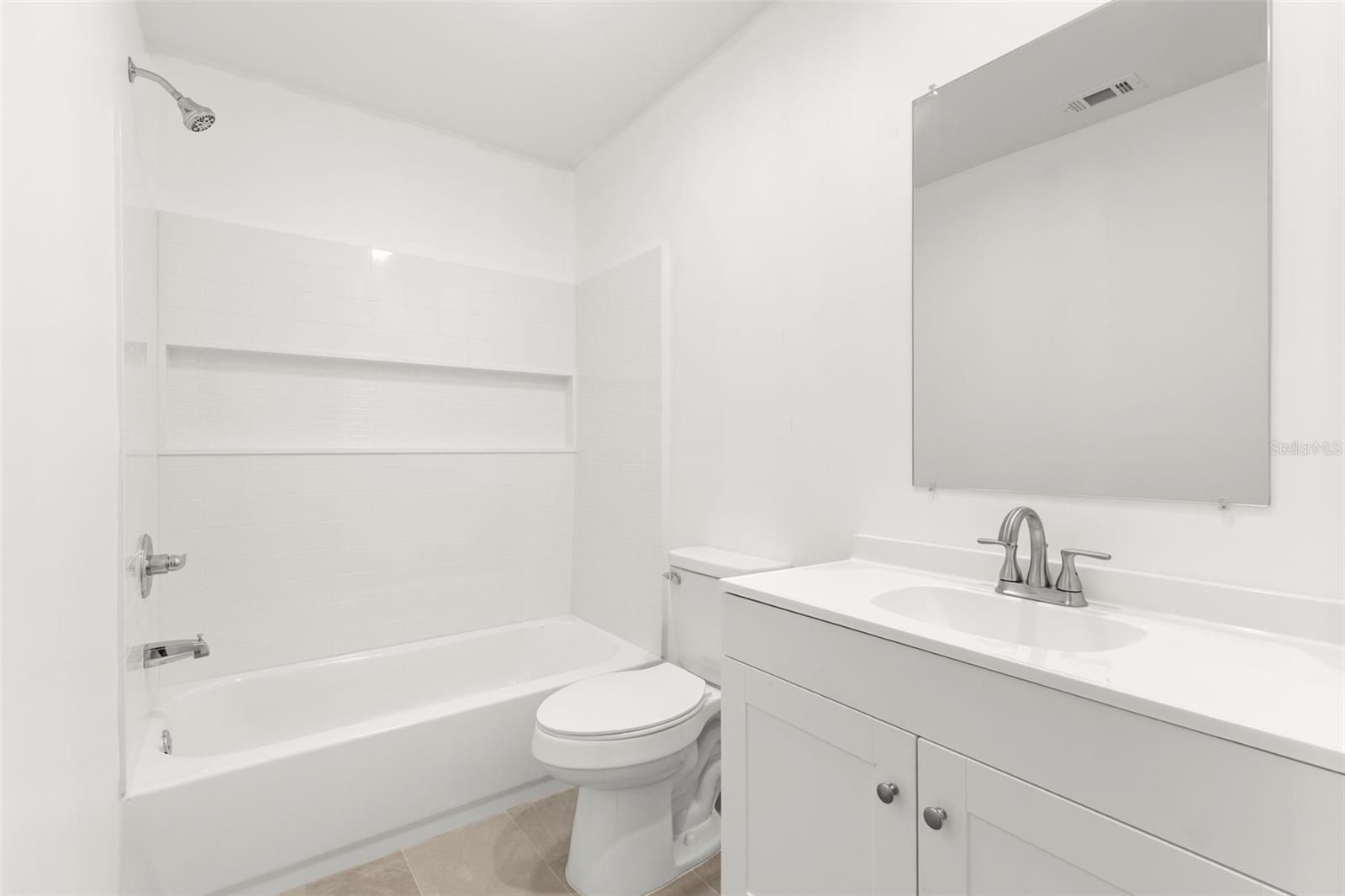 Listing photo id 22 for 3723 Temple Street