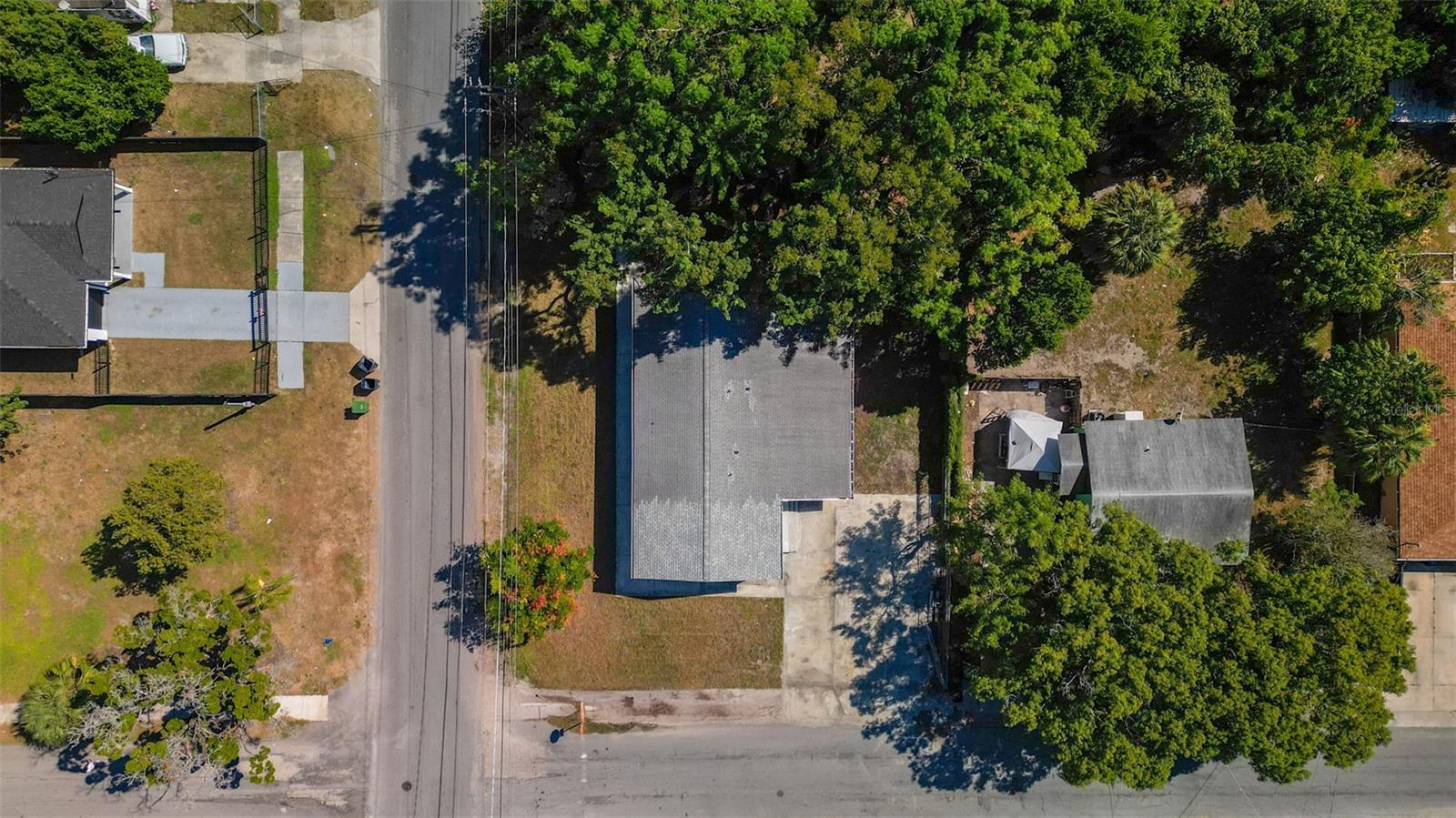 Listing photo id 26 for 3723 Temple Street