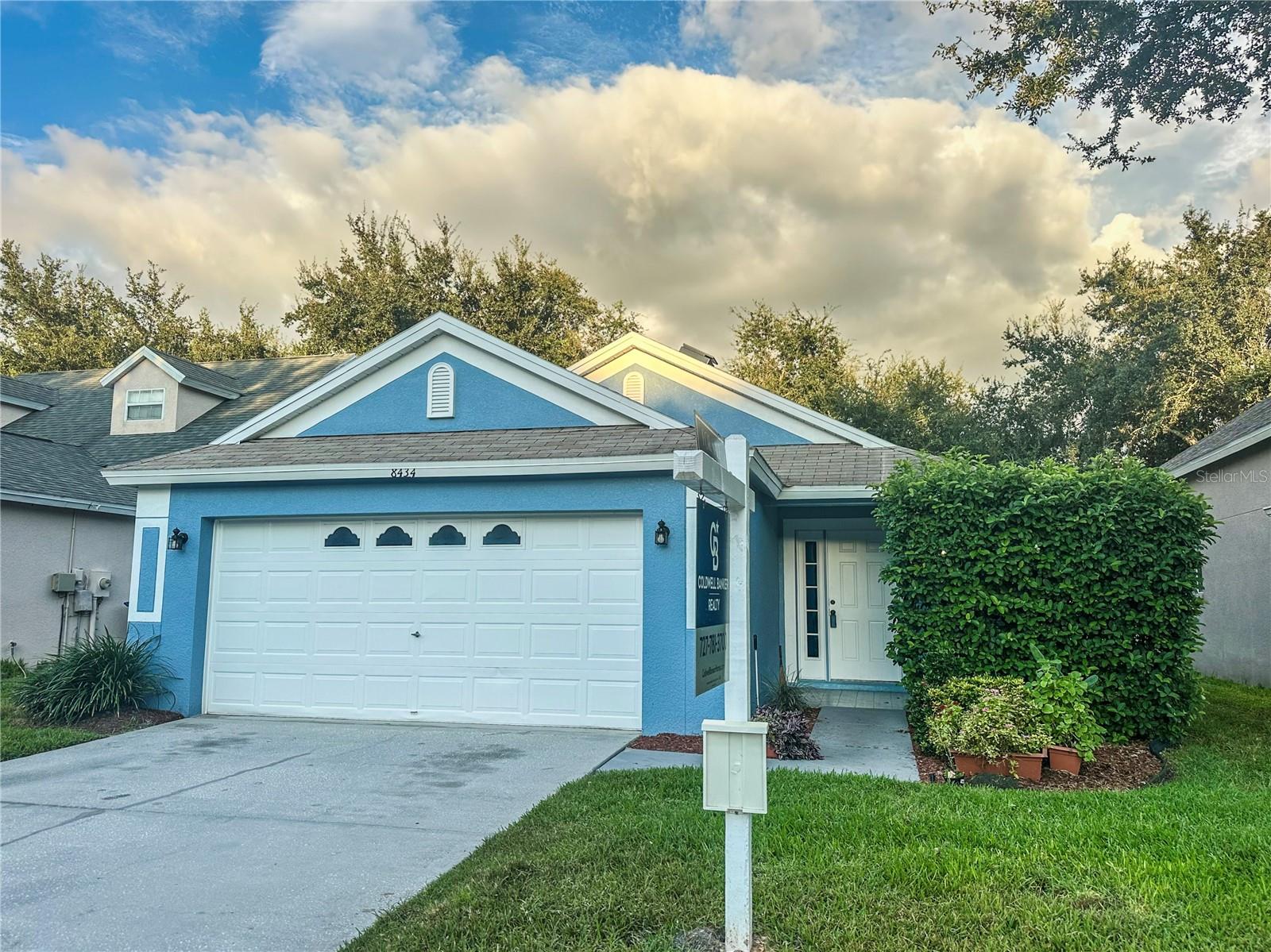 Image 3 of 27 For 8434 Hawbuck Street