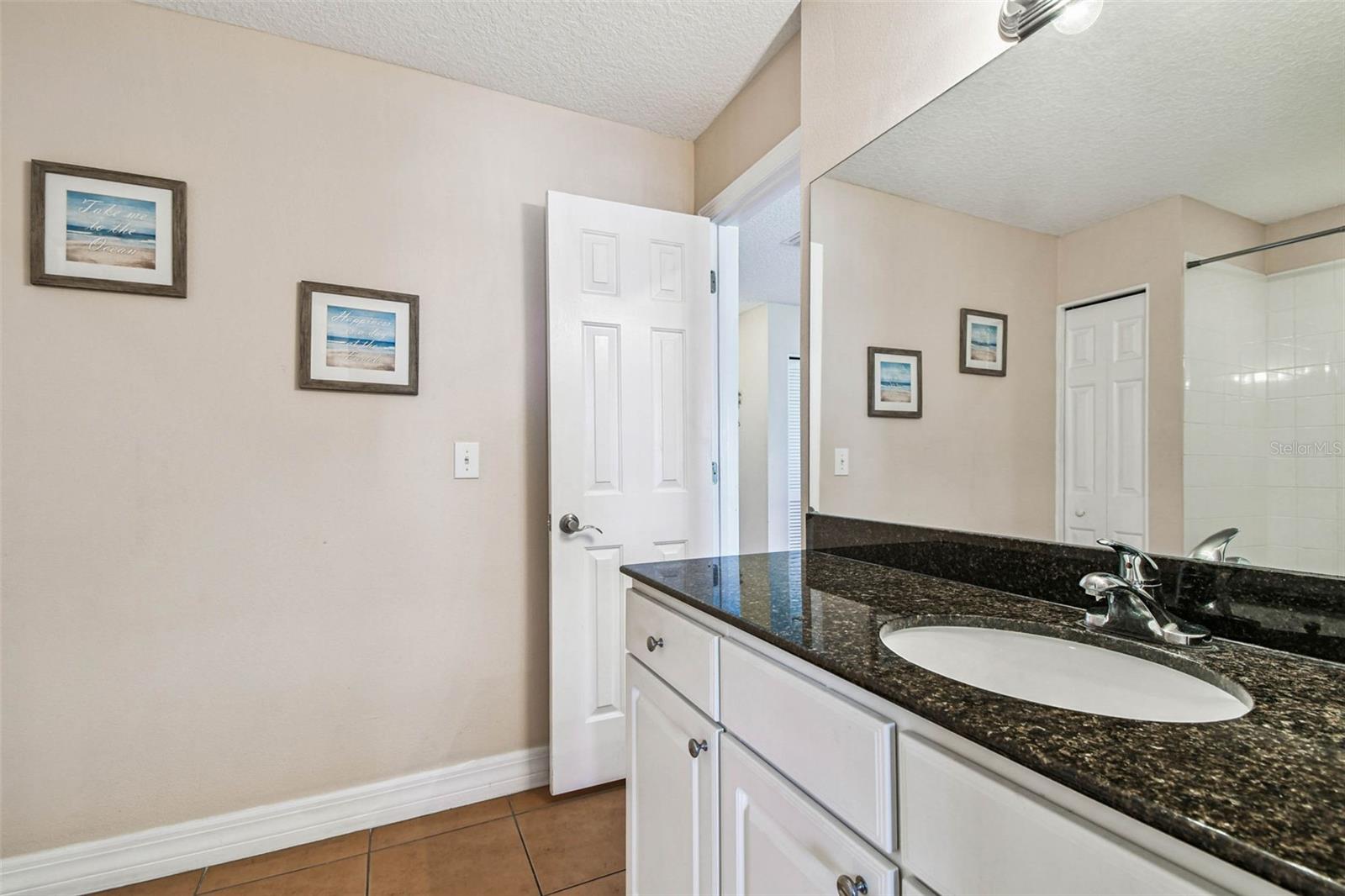 Image 15 of 32 For 13235 Gulf Boulevard 407