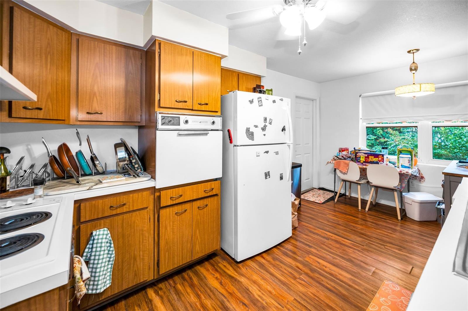 Image 13 of 26 For 1479 Evergreen Avenue