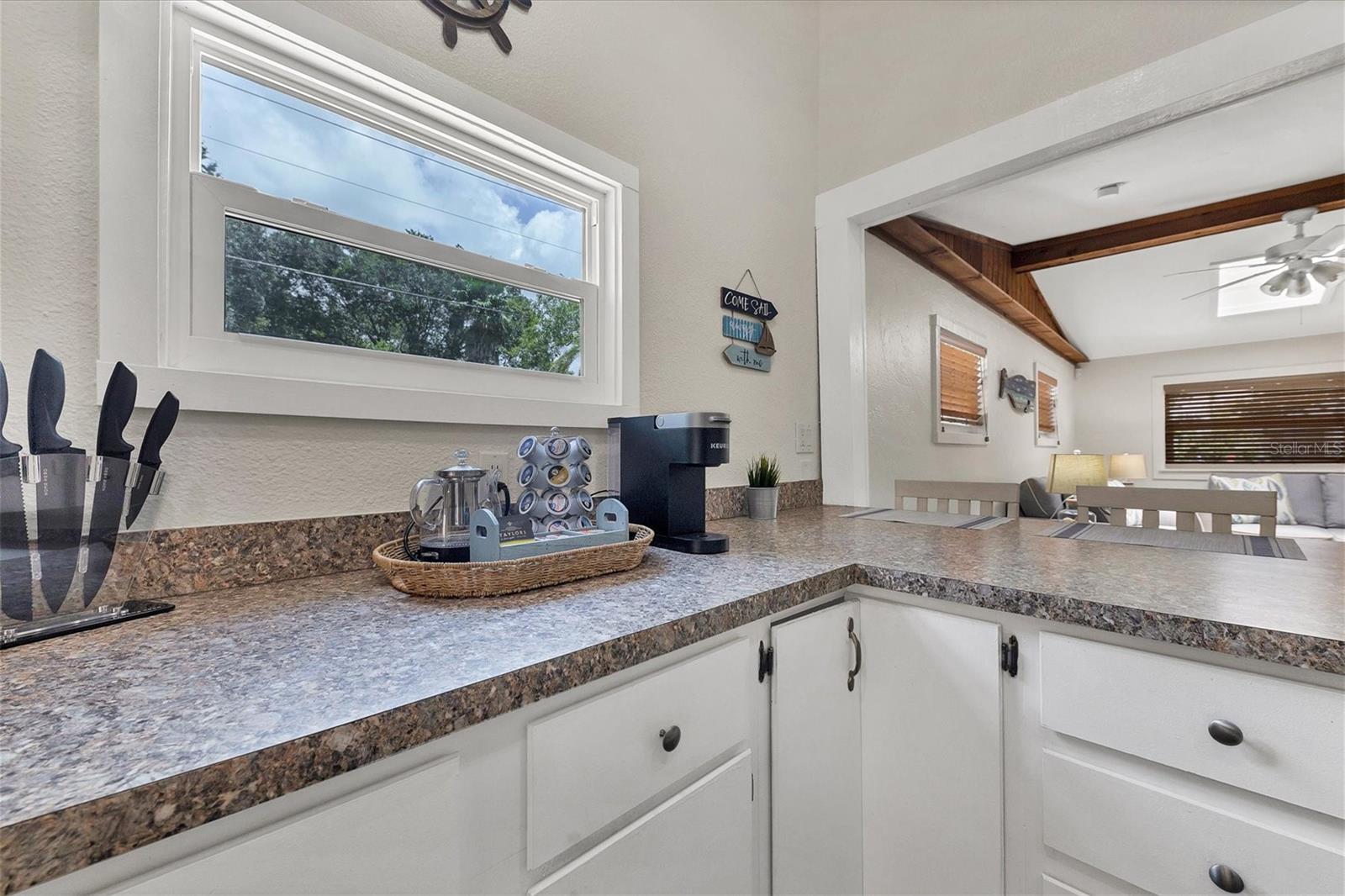 Image 13 of 32 For 900 Beverly Avenue