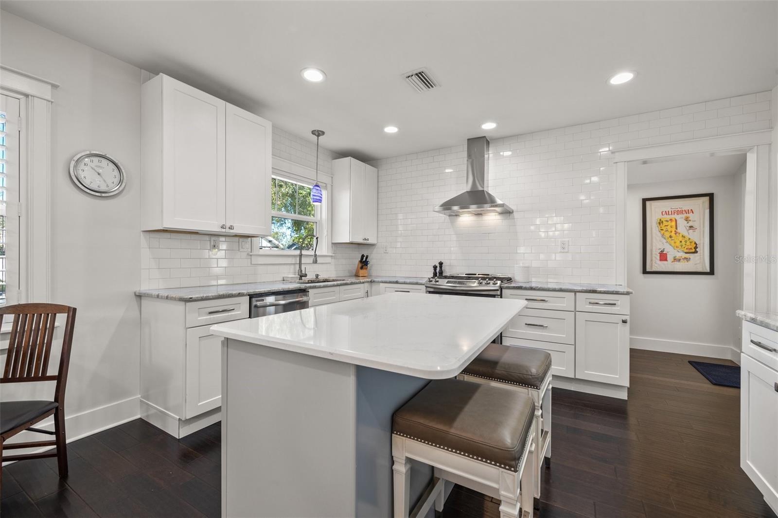 Image 11 of 54 For 1205 13th Street N